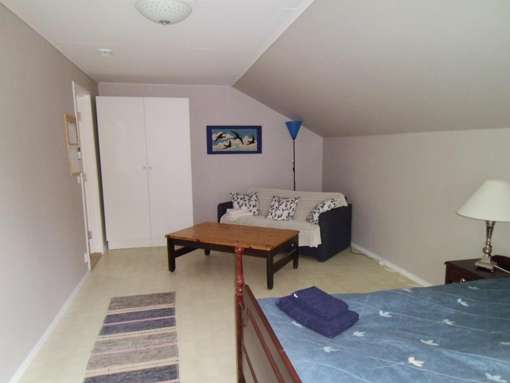 Mellangarden Hostel Vasterbykil Room photo